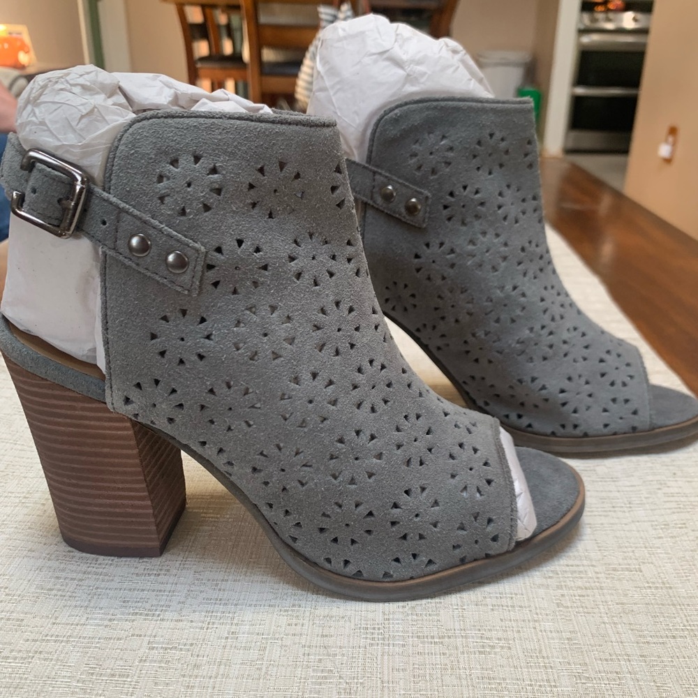 Gray Women's Wedge Sandals